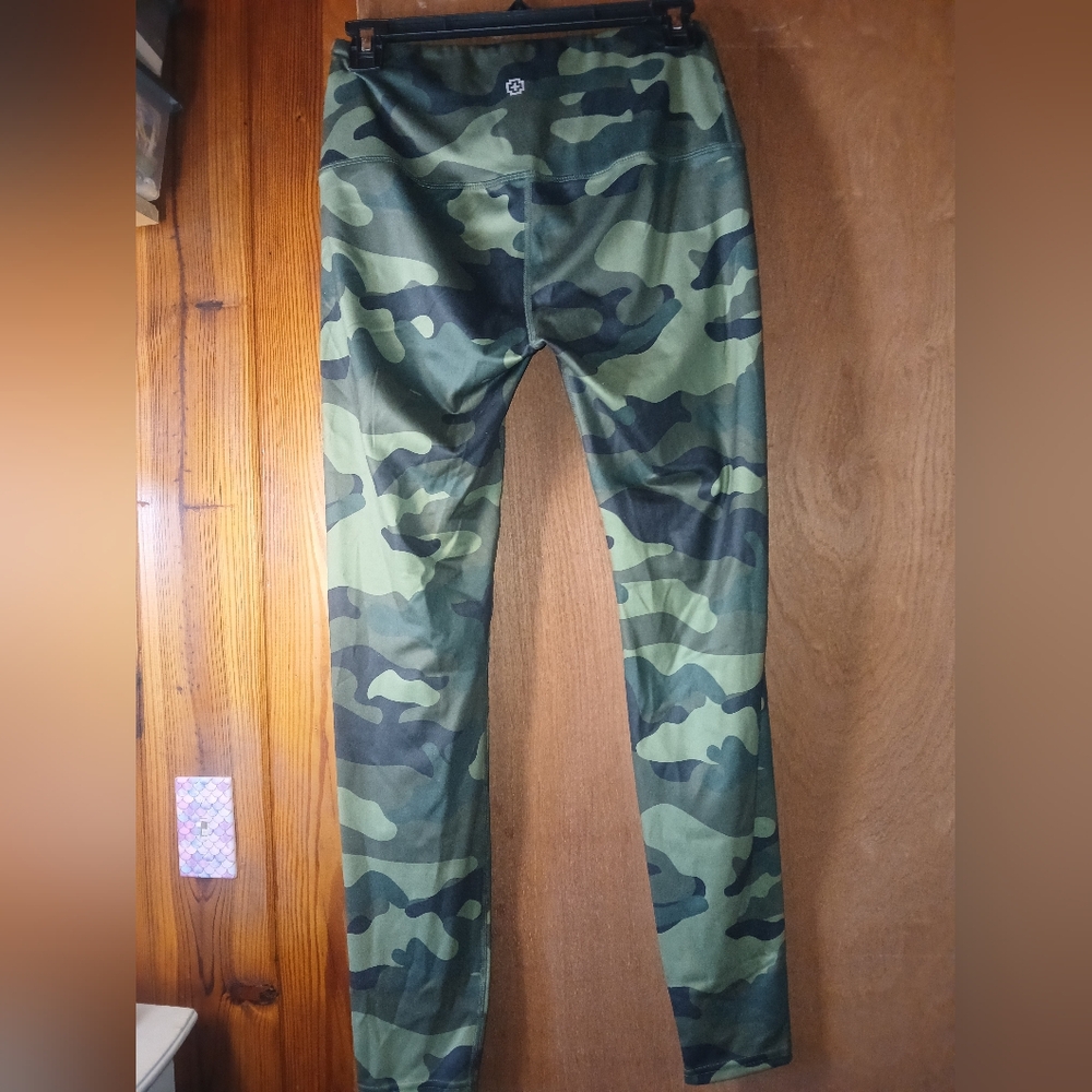 3FOR$12 Women's Camouflage Leggings